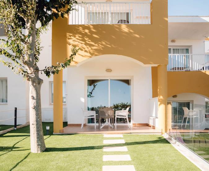 Apartamento de 1 dormitorio con jardín Comitas Isla del Aire  Menorca