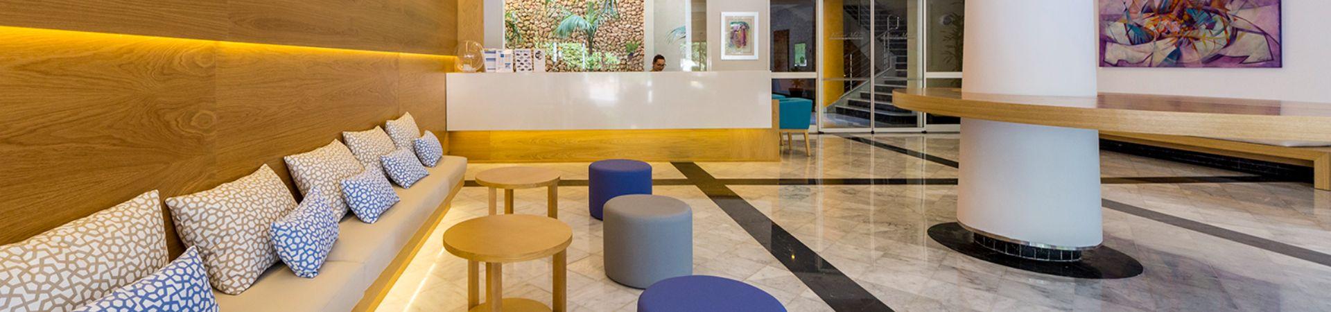 Comitas Hotels - - Comitas Hotels - -