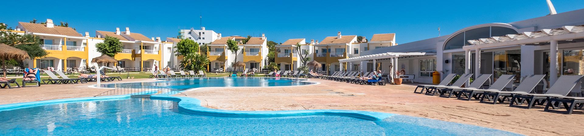 Comitas Hotels - - Comitas Hotels - -