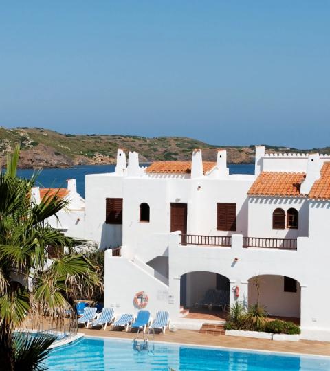 Fachada Comitas Tramontana Park Menorca Fachada Comitas Tramontana Park Menorca